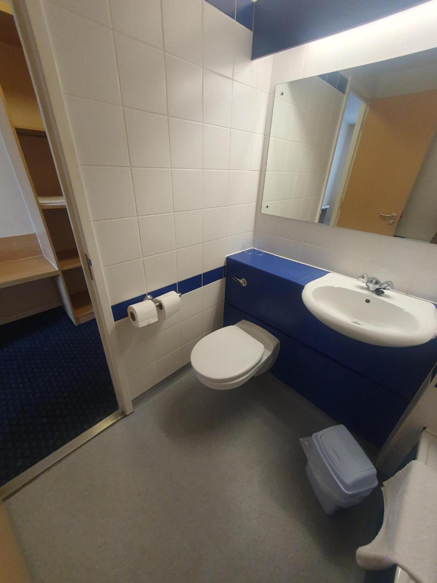 Metro Inns Huddersfield Eksteriør bilde